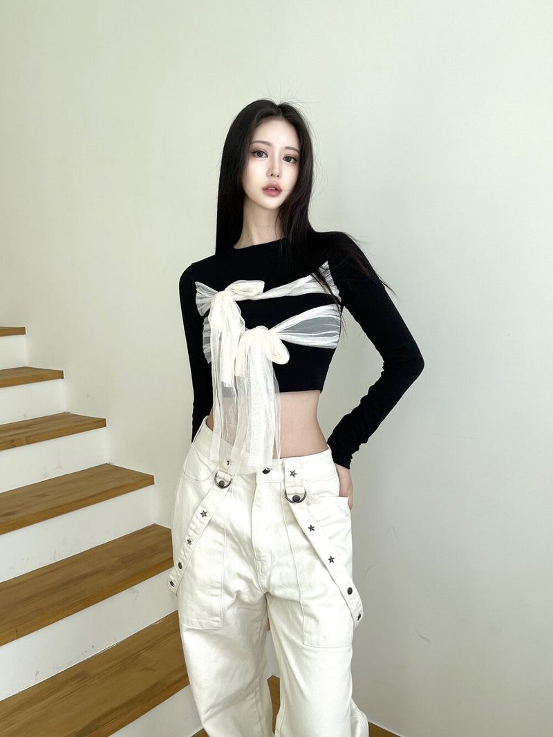 Seow（ソウ）の「1101. Chiffon ribbon crop T (2color)（Tops）」
