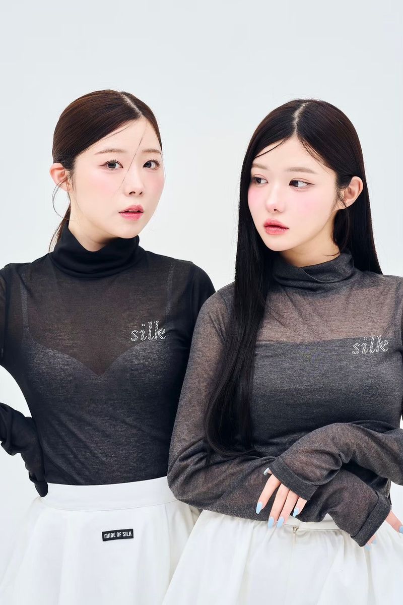 made of silk（メイドオブシルク）の「Stone logo high neck TEE（Tops）」