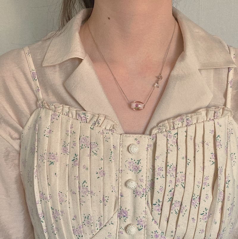 Flora necklace