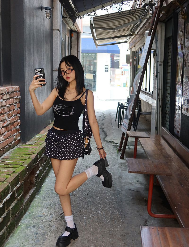 Delight-J（ディライトジェイ）の「Dot dot cancan frill shorts（Pants）」