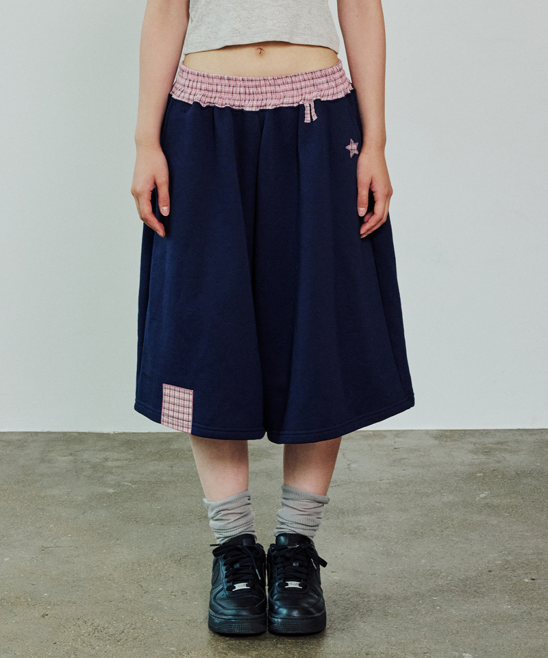 ITZAVIBE(イッザバイブ)の「CHECK BANDING BERMUDA PANTS - NAVY(Pants)」