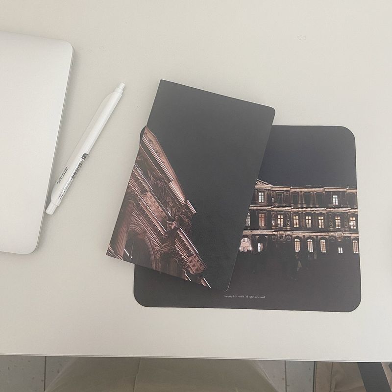 Notful（ノットフル）の「Museum mousepad（Smartphone Accessories）」