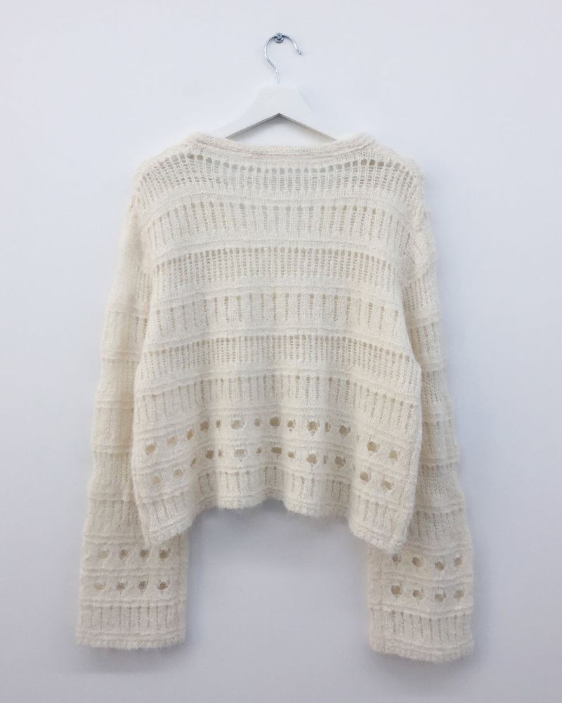 Peep Bohemian Punching Knit (2color)