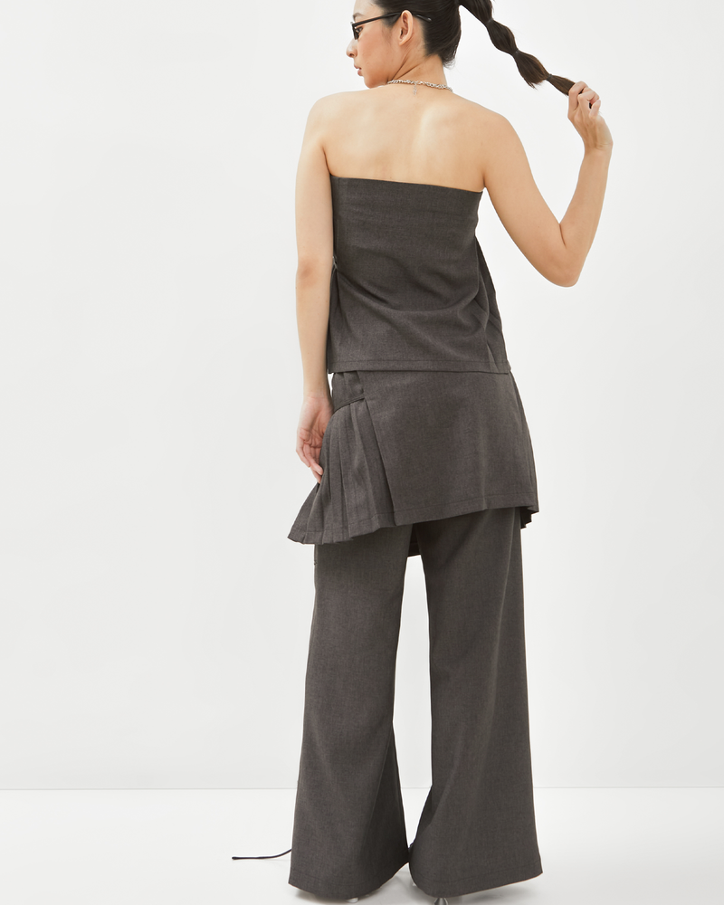 Pleats Mini Skirt in Dark Grey