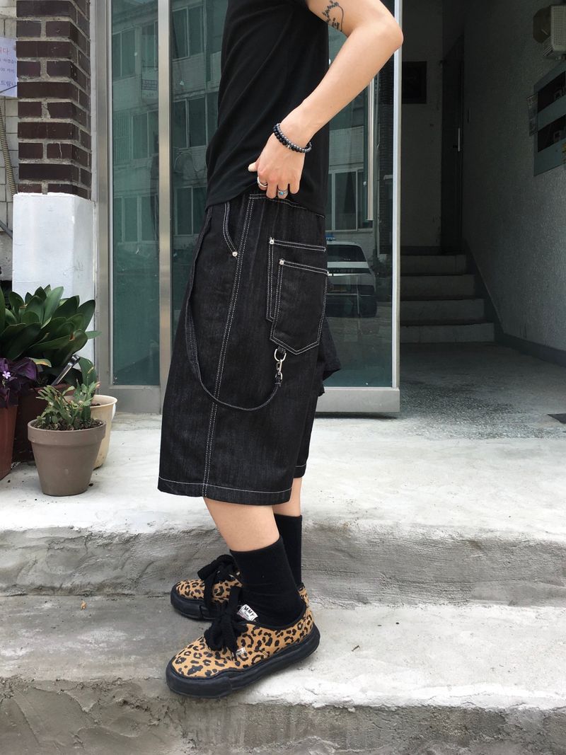Jane Rop Non-Fade Bermuda Denim Pants 2C