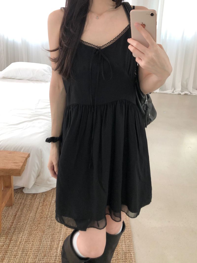 Sof Lace Mini Dress (2 colors)