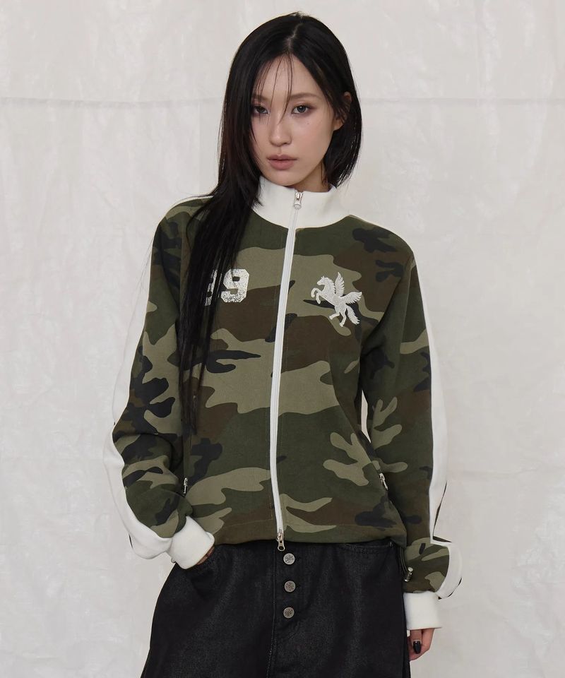 MIDNIGHT MOVE（ミッドナイトムーブ）の「ホース CL ジップアップ (camo)（トップス）」