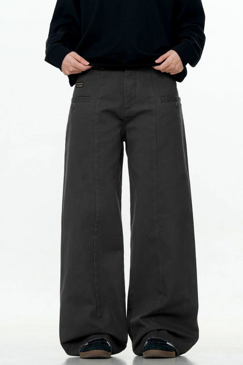 CZ Basicsの「Cement Gray Straight Cargo Pants（Pants）」