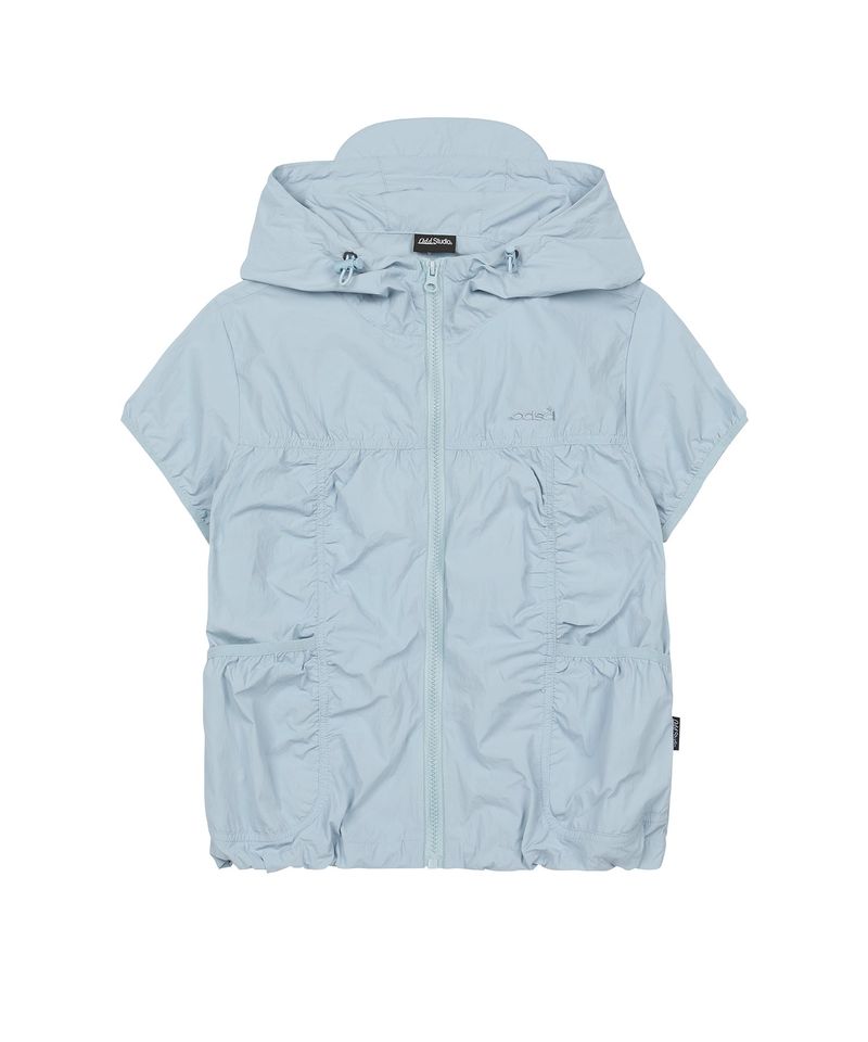 ODDSTUDIO（オッドスタジオ）の「Half-Shirred Hooded Windbreaker - SKY BLUE（Tops）」