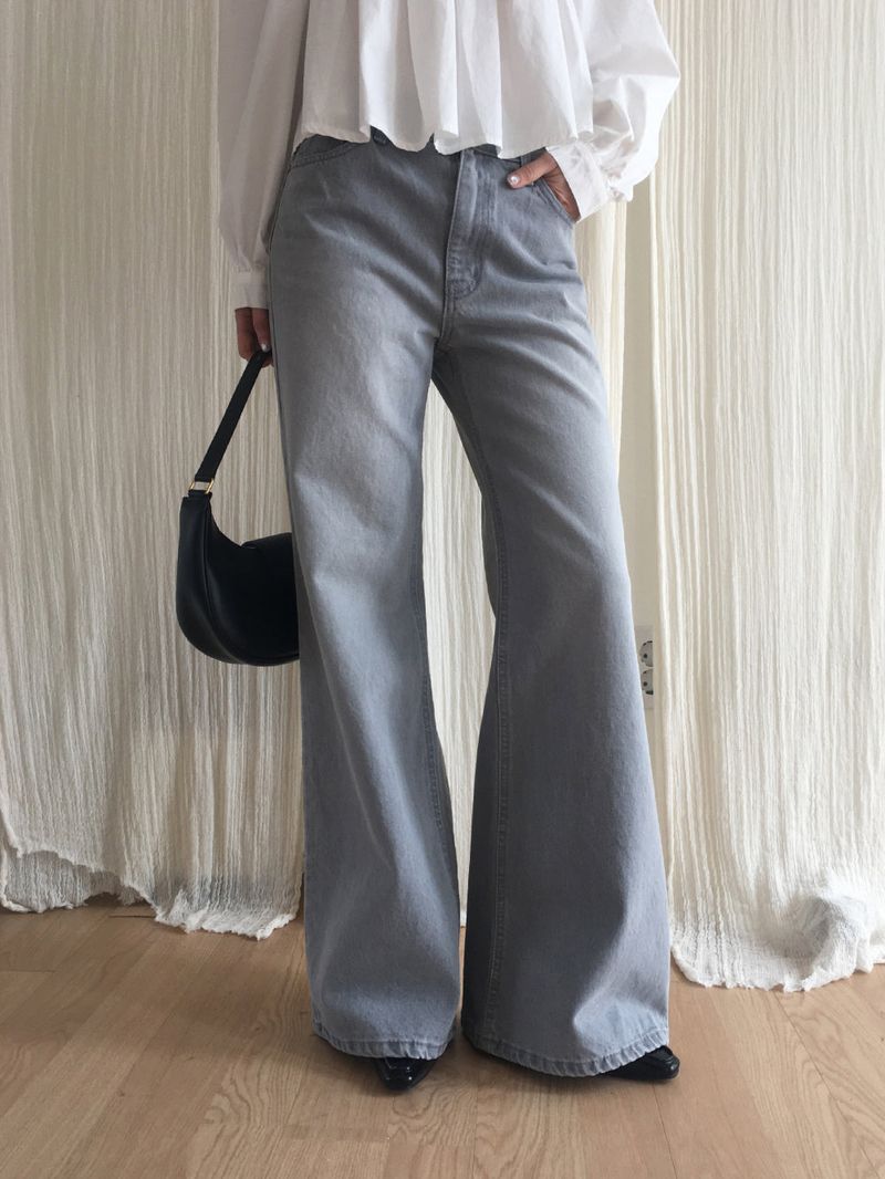 Gray boots-cut denim