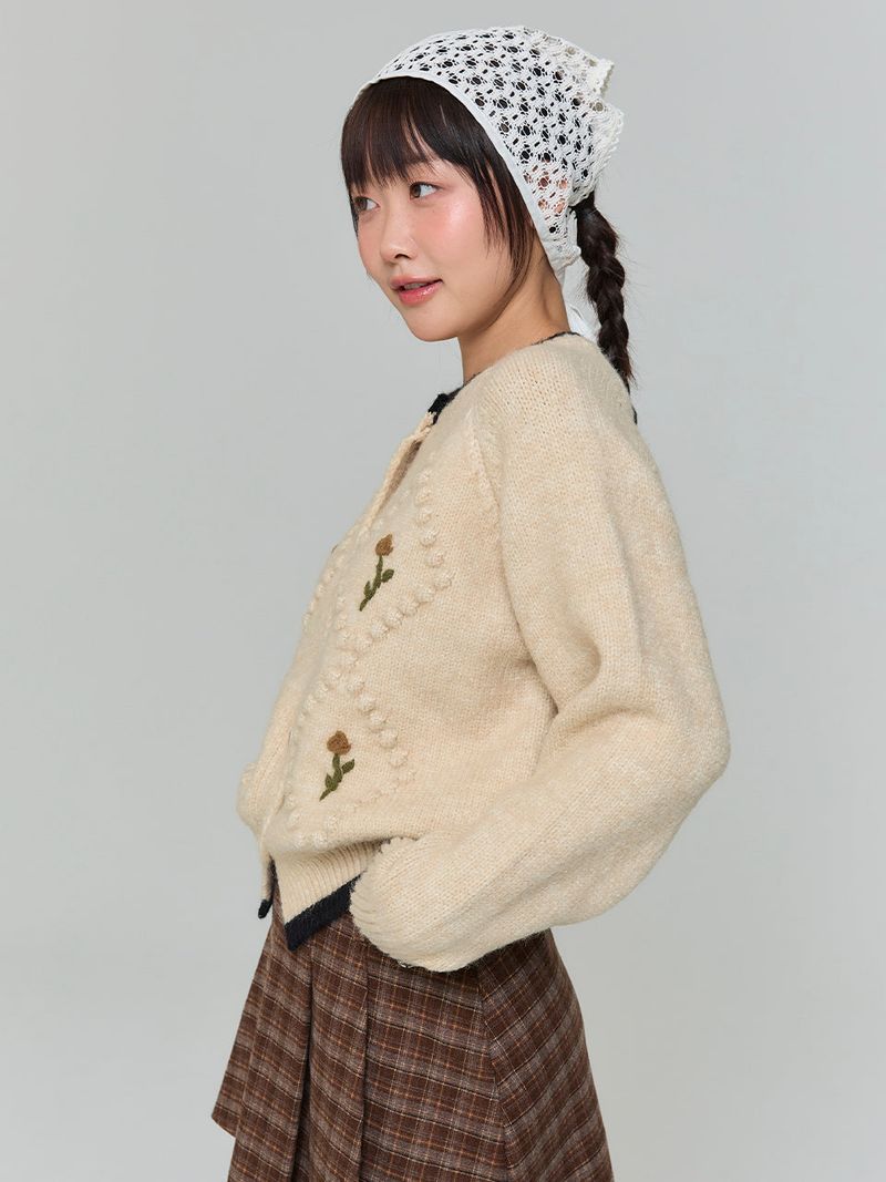 FLOWER EMBROIDERED CARDIGAN - BEIGE
