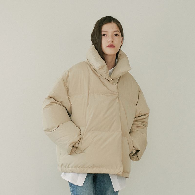 TMO BY 13MONTH(ティーエムオーバイサーティーンマンス)の「CASUAL PADDED JACKET (BEIGE)(Tops)」