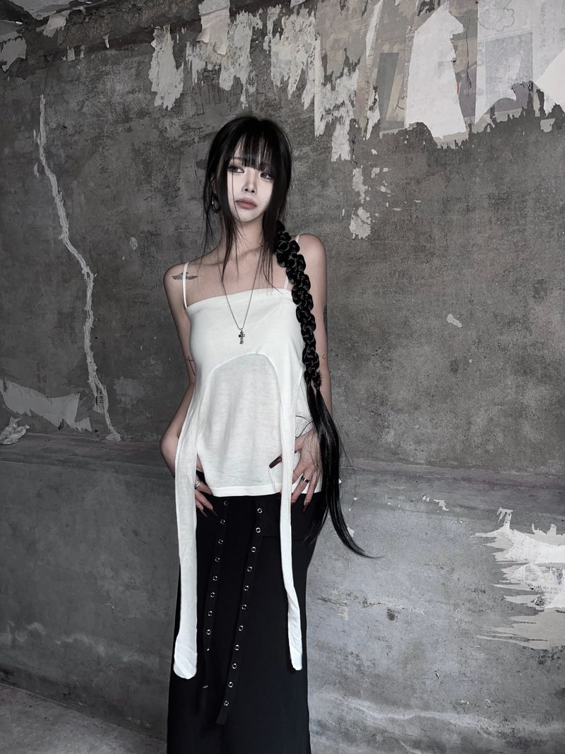 URBAN UNIQUE（アーバンユニーク）の「two-way drop layered sleeveless (3color)（Tops）」