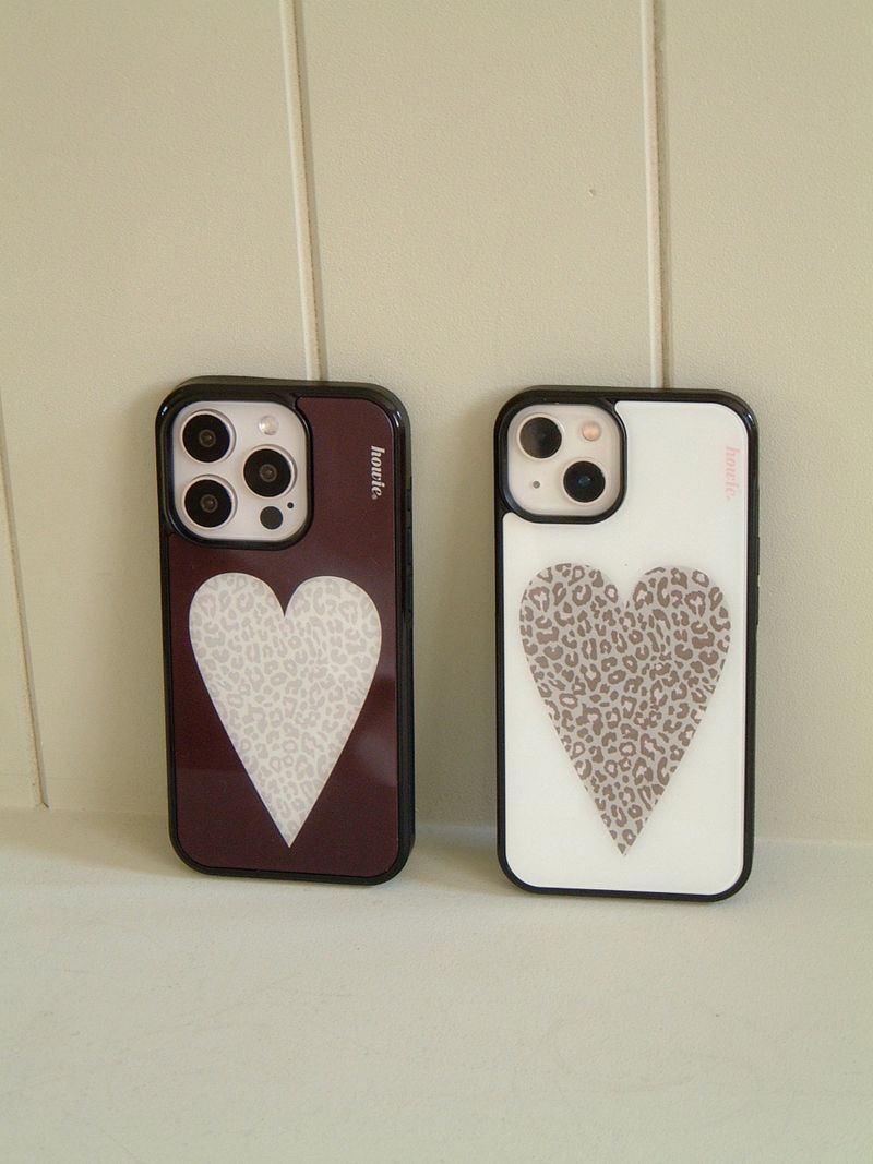 howie（ハウイ）の「heart case(leopard ver.)（Smartphone Accessories）」
