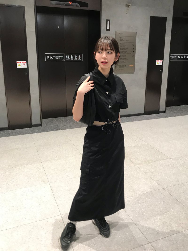 Sandy nylon set up skirt