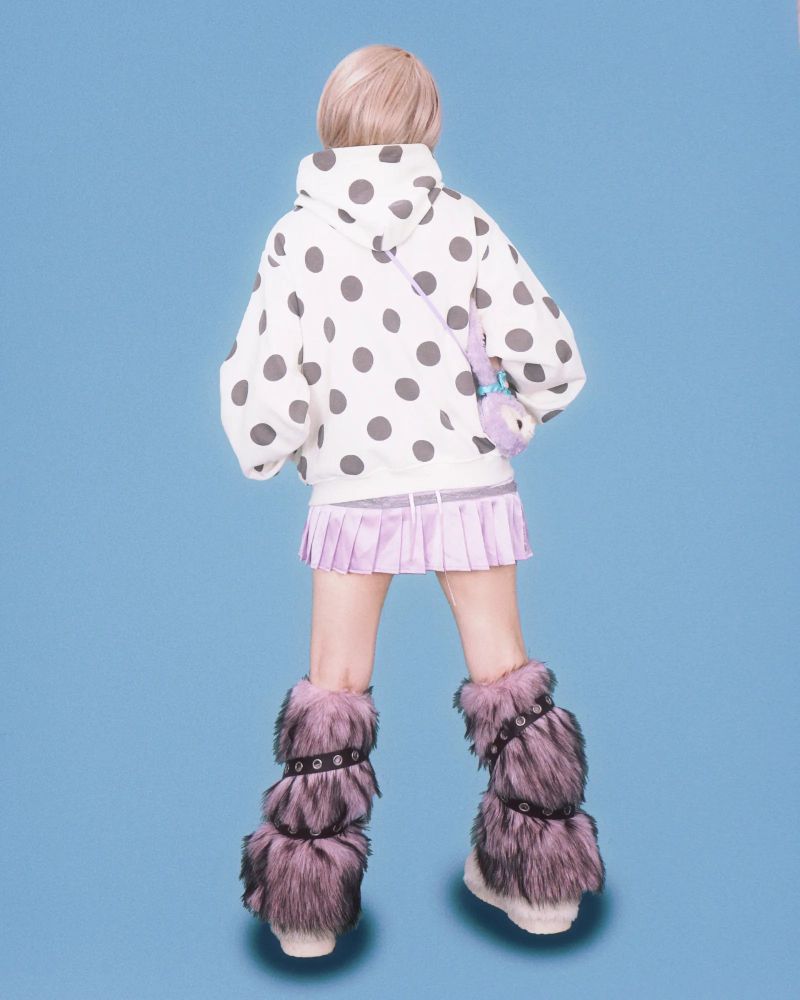 big-dot cream hood zip-up