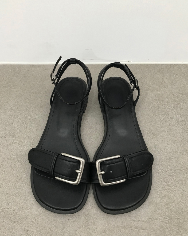 Mikono buckle sandals (1color)