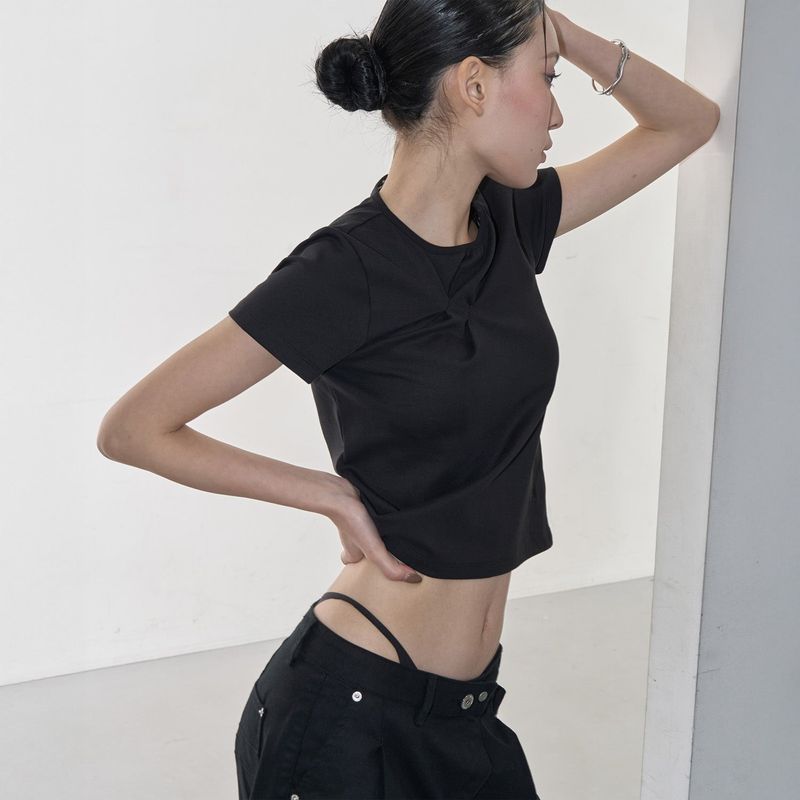 SLASH PINTUCK T-SHIRT (BLACK)