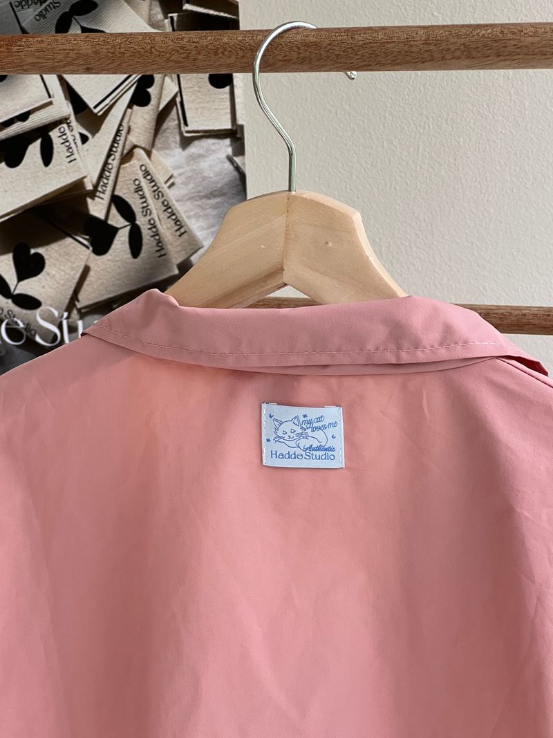 MY CAT LOVES ME WIND BREAKER (2 COLOR)