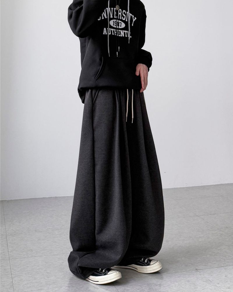 Nikuatsu Two Tuck Balloon Pants