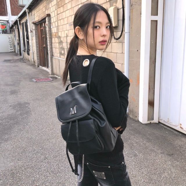 MUCENT(ムセント)の「イレルメタルロゴミックスストラップバックパックユニセックス(バッグ)」