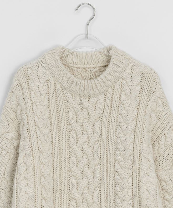 Hanme Cable Round Wool Knit