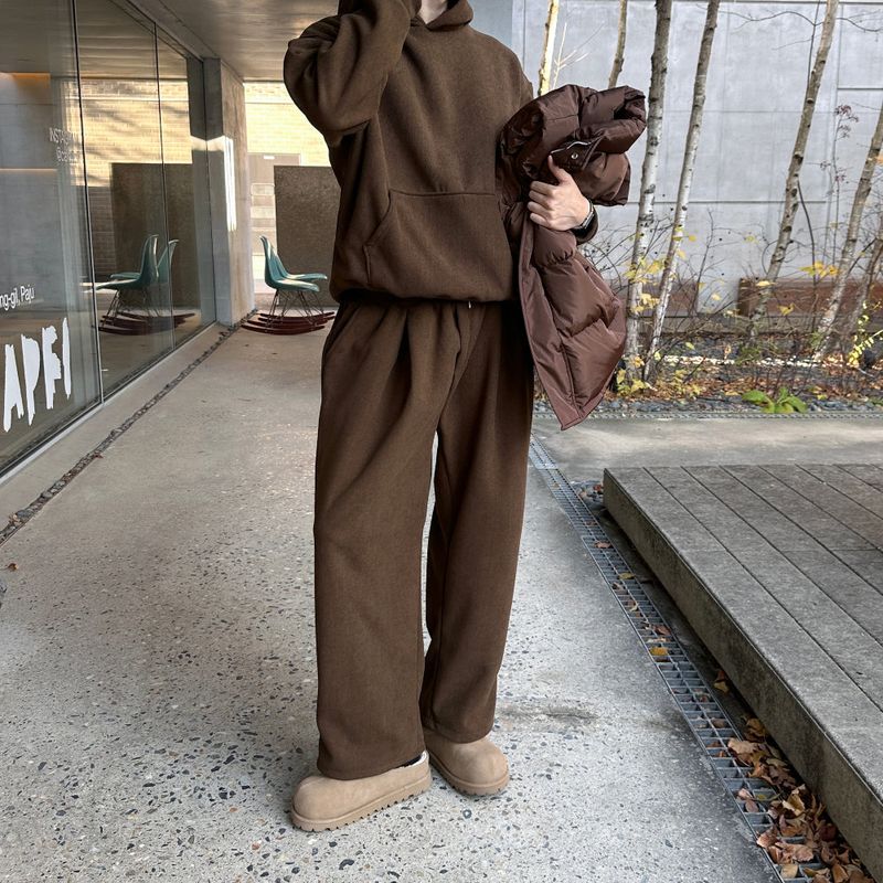 lemenne(ルメンヌ)の「LMN Winter Corduroy Napping Wide Jogger Pants (3 colors)(Pants)」