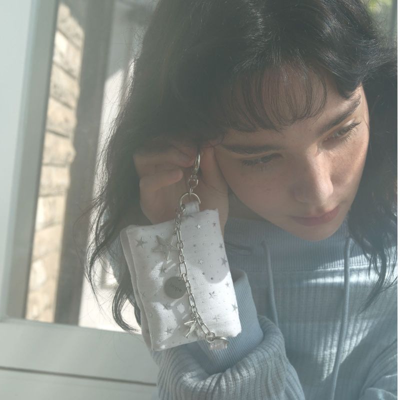Star Chain wallet_white