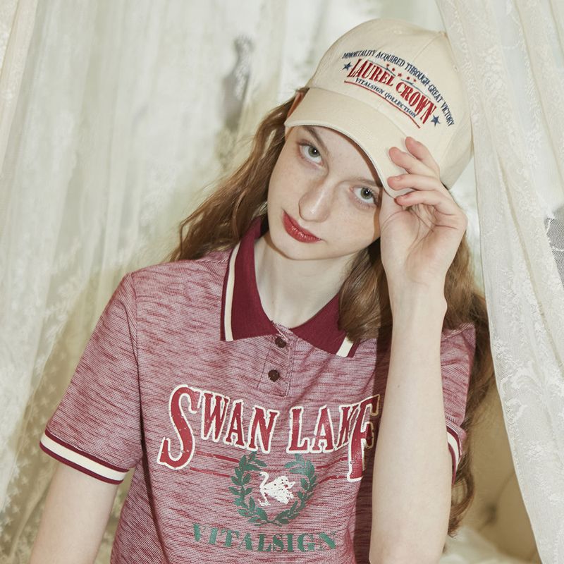 Laurel Crown Cap
