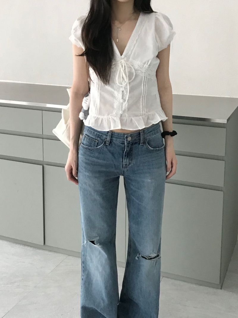 Pinter Lace Blouse (one color)