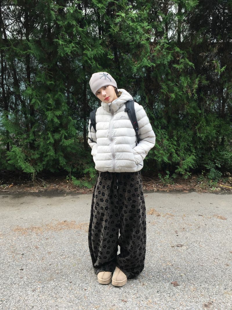 Bloom Velvet Wide Pants (2c)