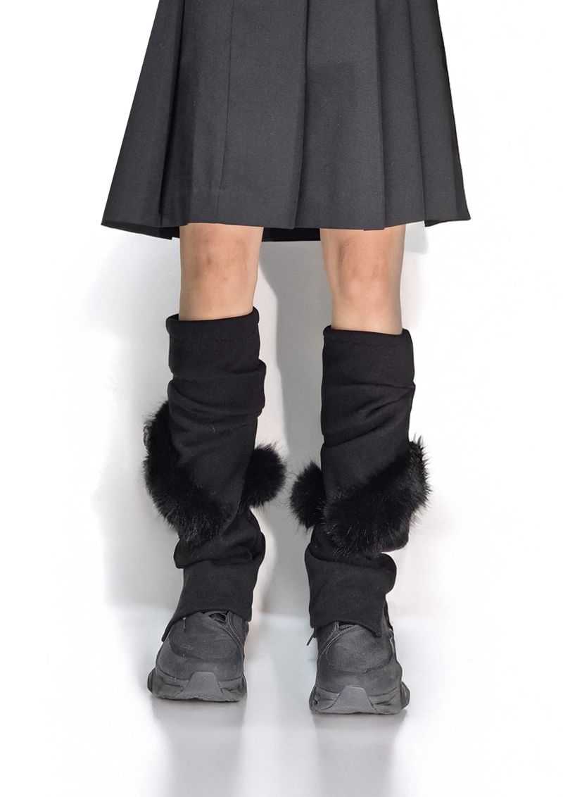  CURVED FUR LEG WARMERS . BLACK