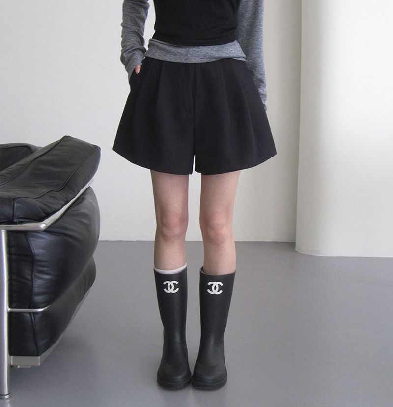 [MADE] Move, Daily Pintack shorts