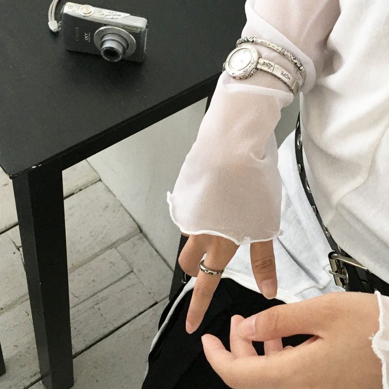 Black Dot Stud Ring
