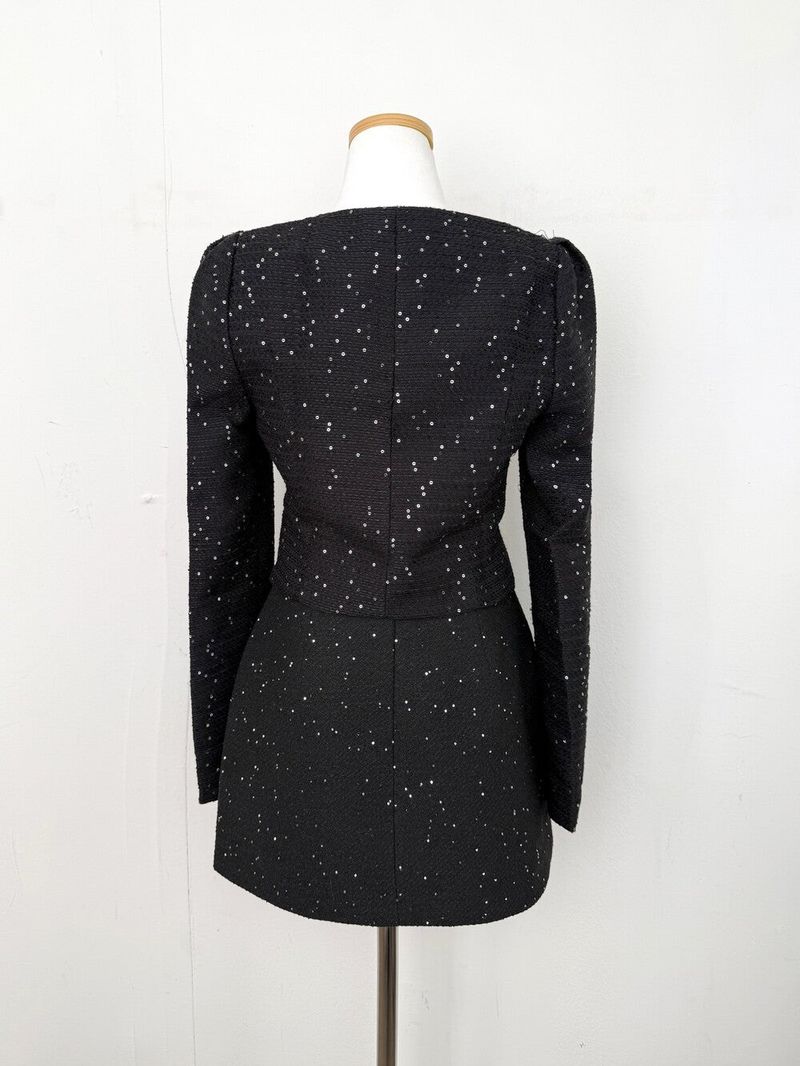 1524. Black tweed crop jk
