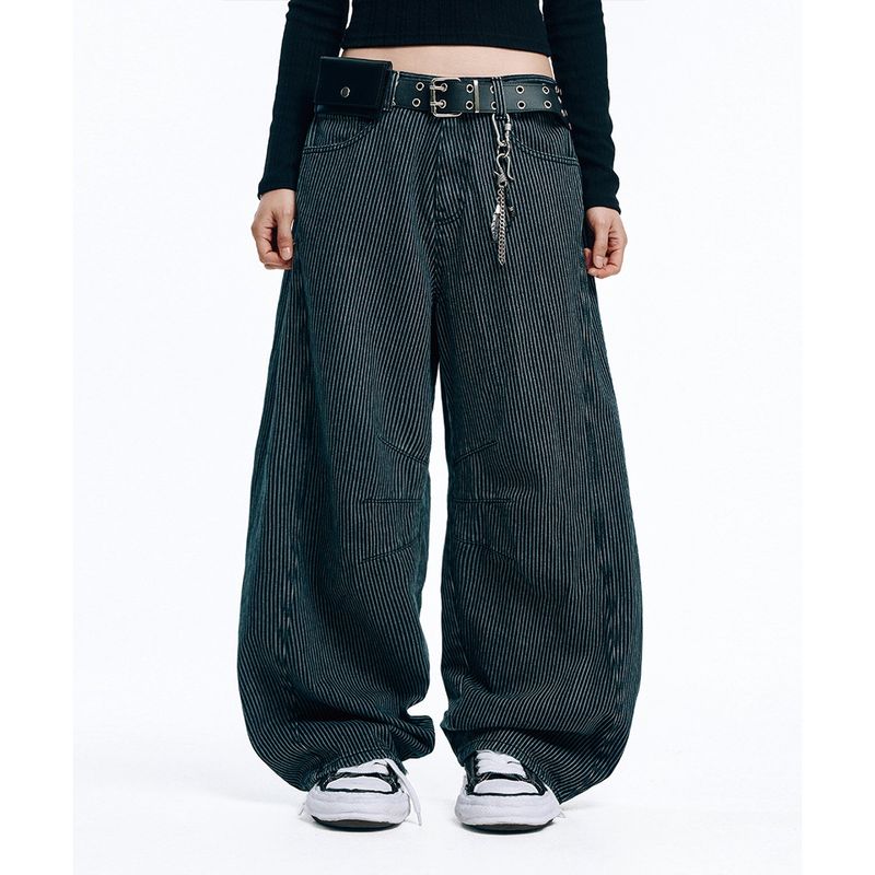 EASY NO EASY（イージーノーイージー）の「Curved Stripe Denim Pants - Navy（Pants）」