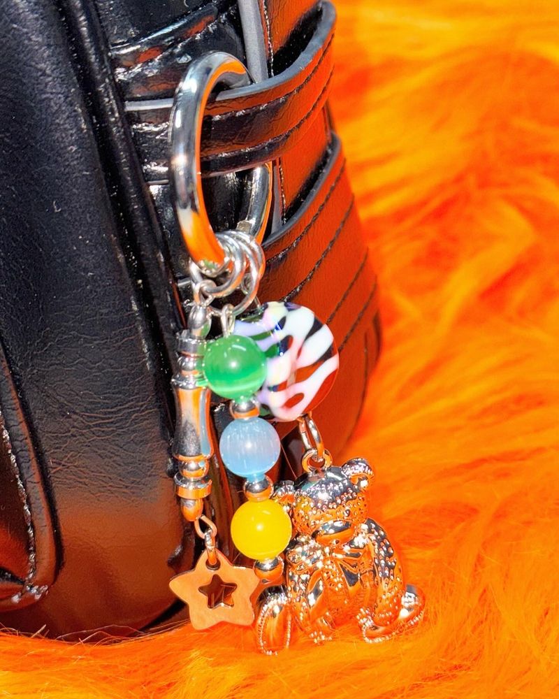 [Billlie Tsuki] Cameleon zebra keychain