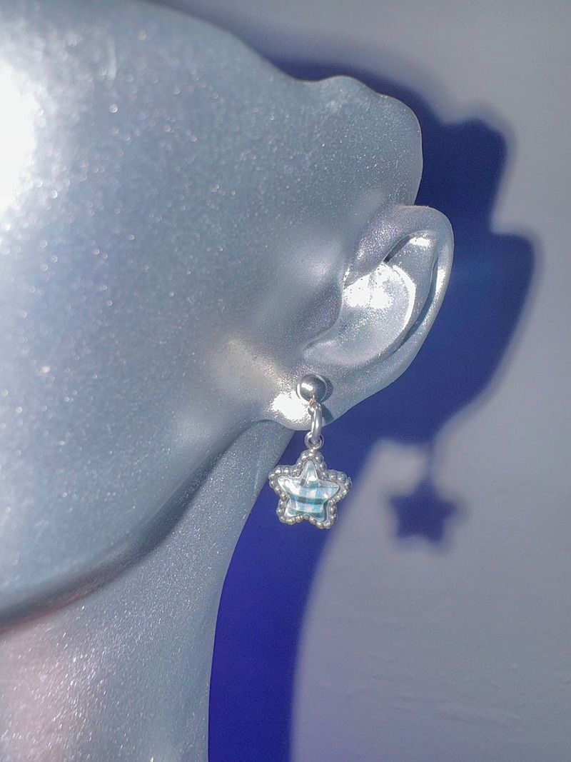Black check star earring