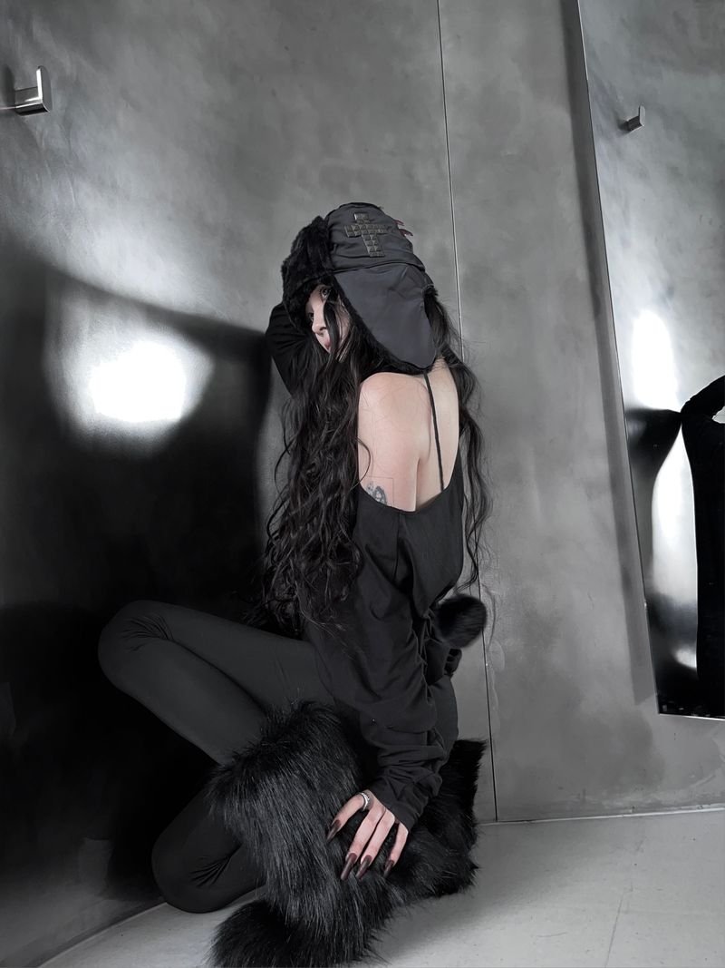 cross stud fur trapper hat
