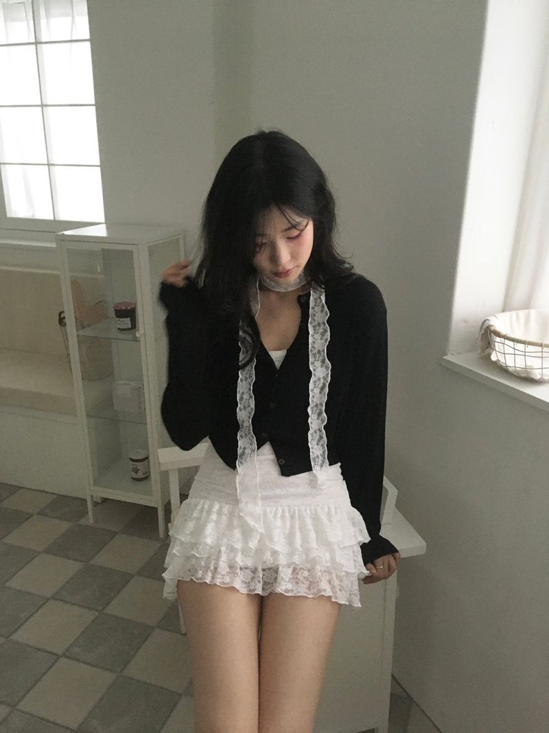moroi(モロイ)の「Frill Mini Dress (Tie set)(Dresses)」