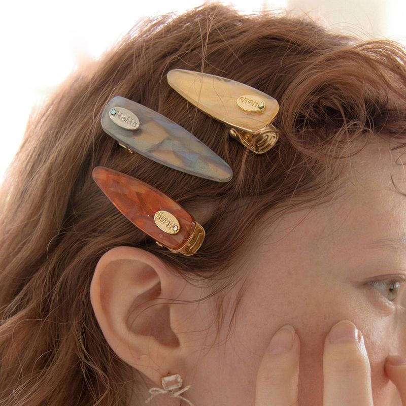 MerryMotive（メリーモチーブ）の「パーリーマーブルミニヘアピン（ヘアアクセサリー）」