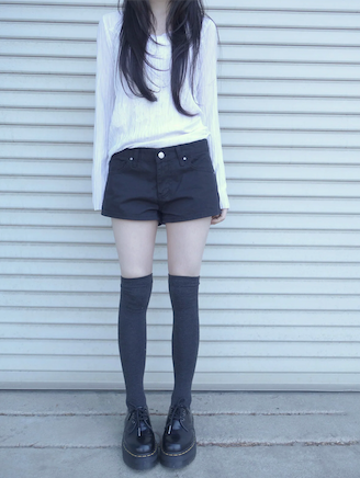 black short pants