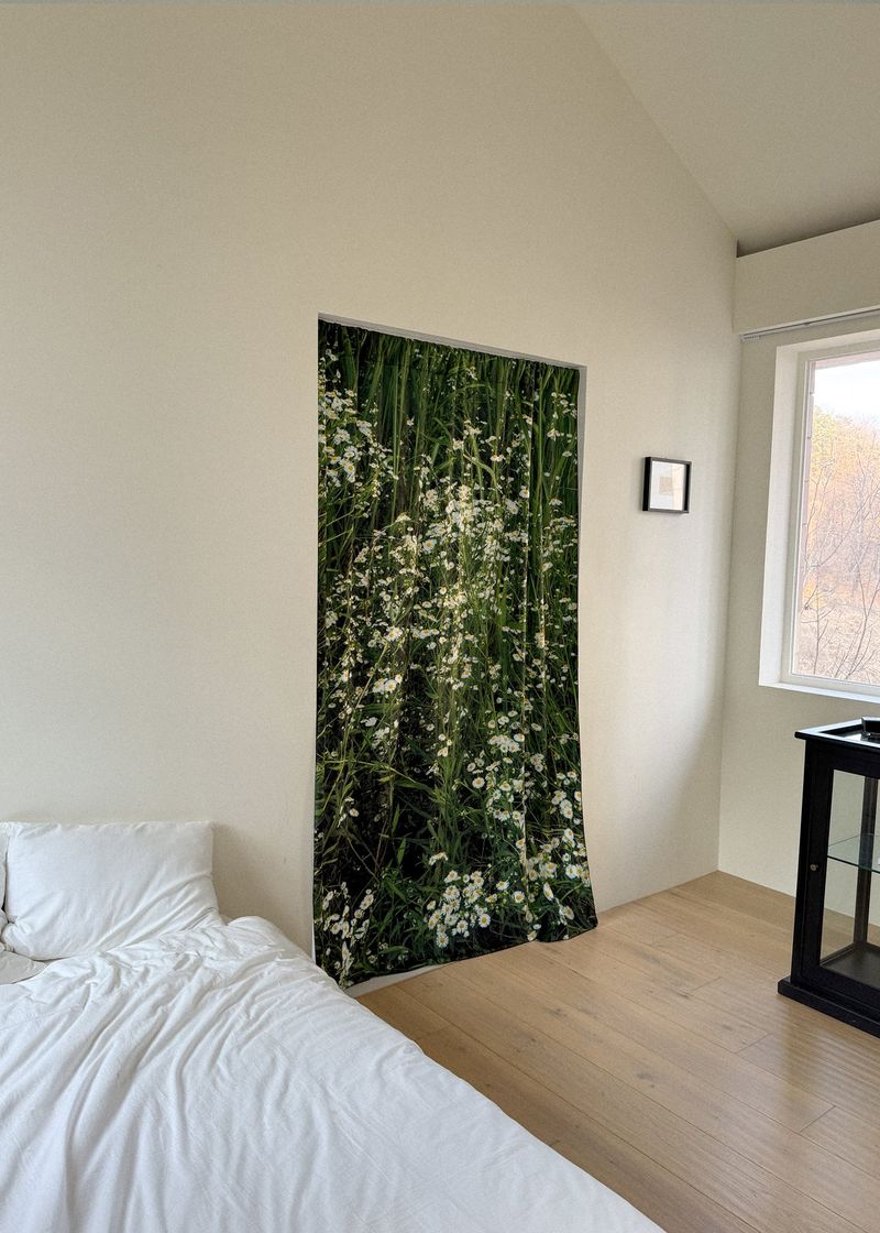 green grassy curtain