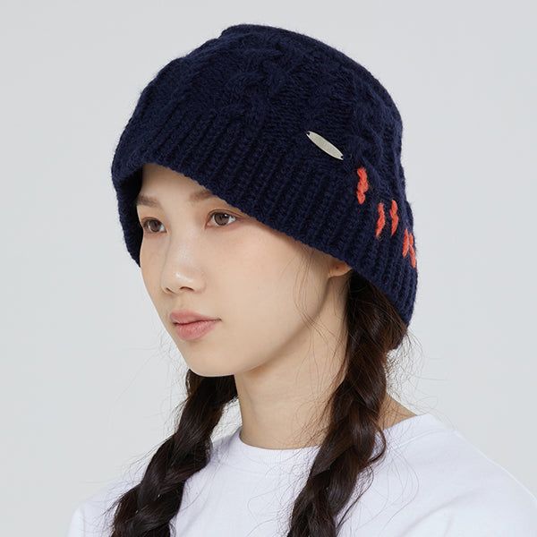 ROMANTIC CROWN（ロマンティッククラウン）の「CABLE KNIT BUCKET HAT_NAVY（Hats）」