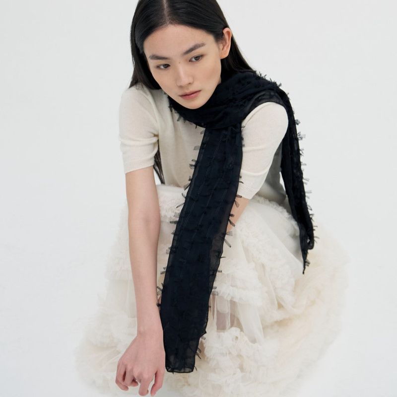 SIEOR（シオル）の「タッセルリボンレイヤースカーフ_2 colors（ファッション小物）」