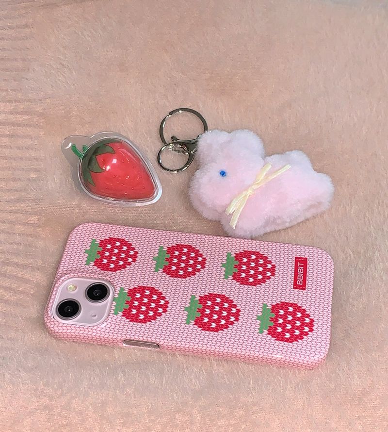BBIBIT(ピビット)の「ストロベリーニットハード ケース (Glossy)(スマホグッズ/小物)」