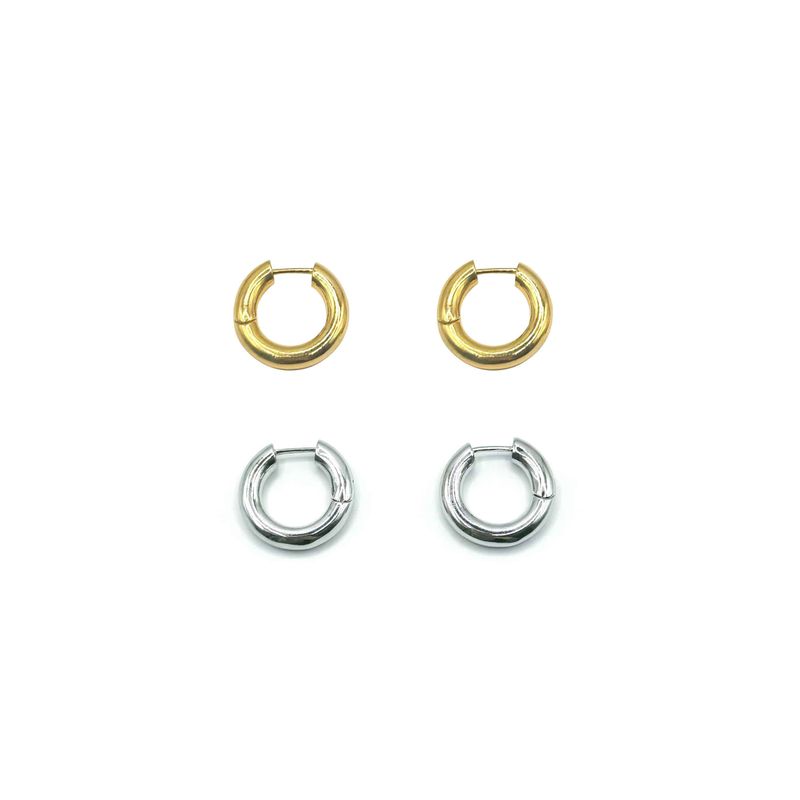 neeka（ニカ）の「ボールドウィンターピアス(シルバー/ゴールド)（アクセサリー）」
