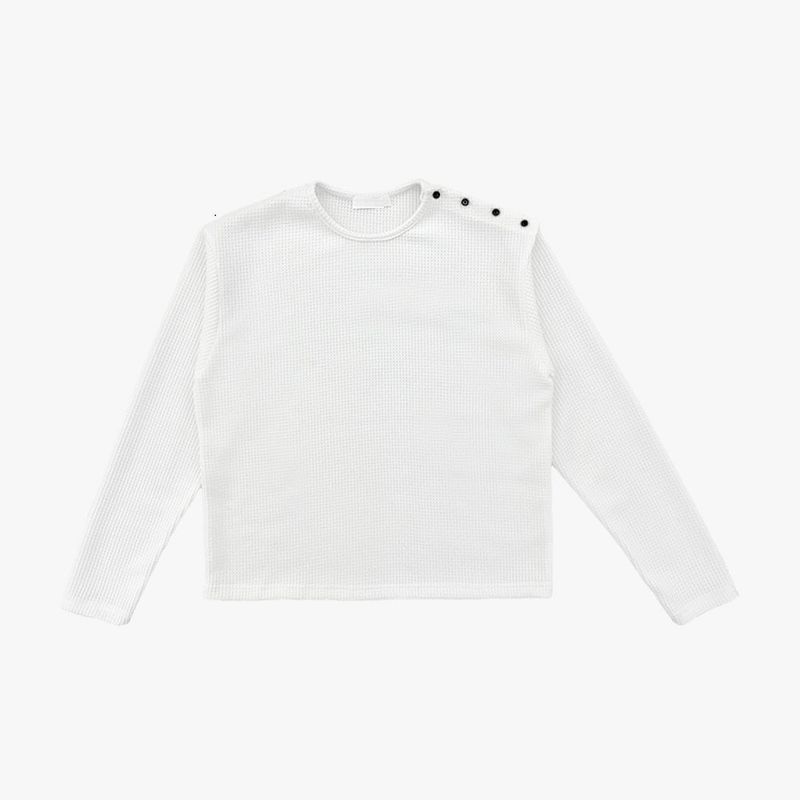 Shoulder button henley neck crop tee