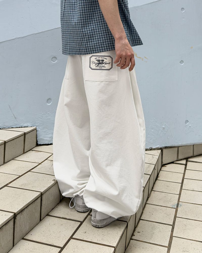 Trevil Patch Balloon Chino Pants