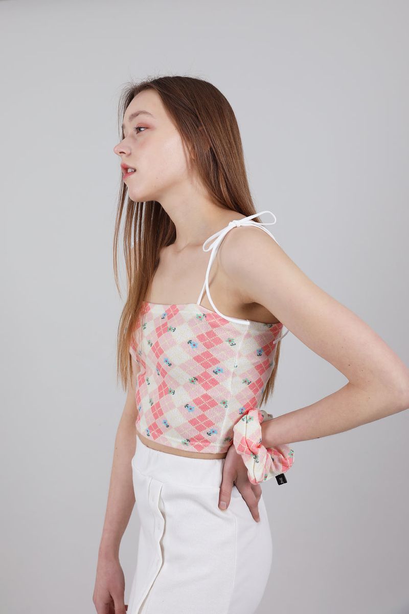 SET Highteen Sleeveless Crop Top Scrunchie Pink